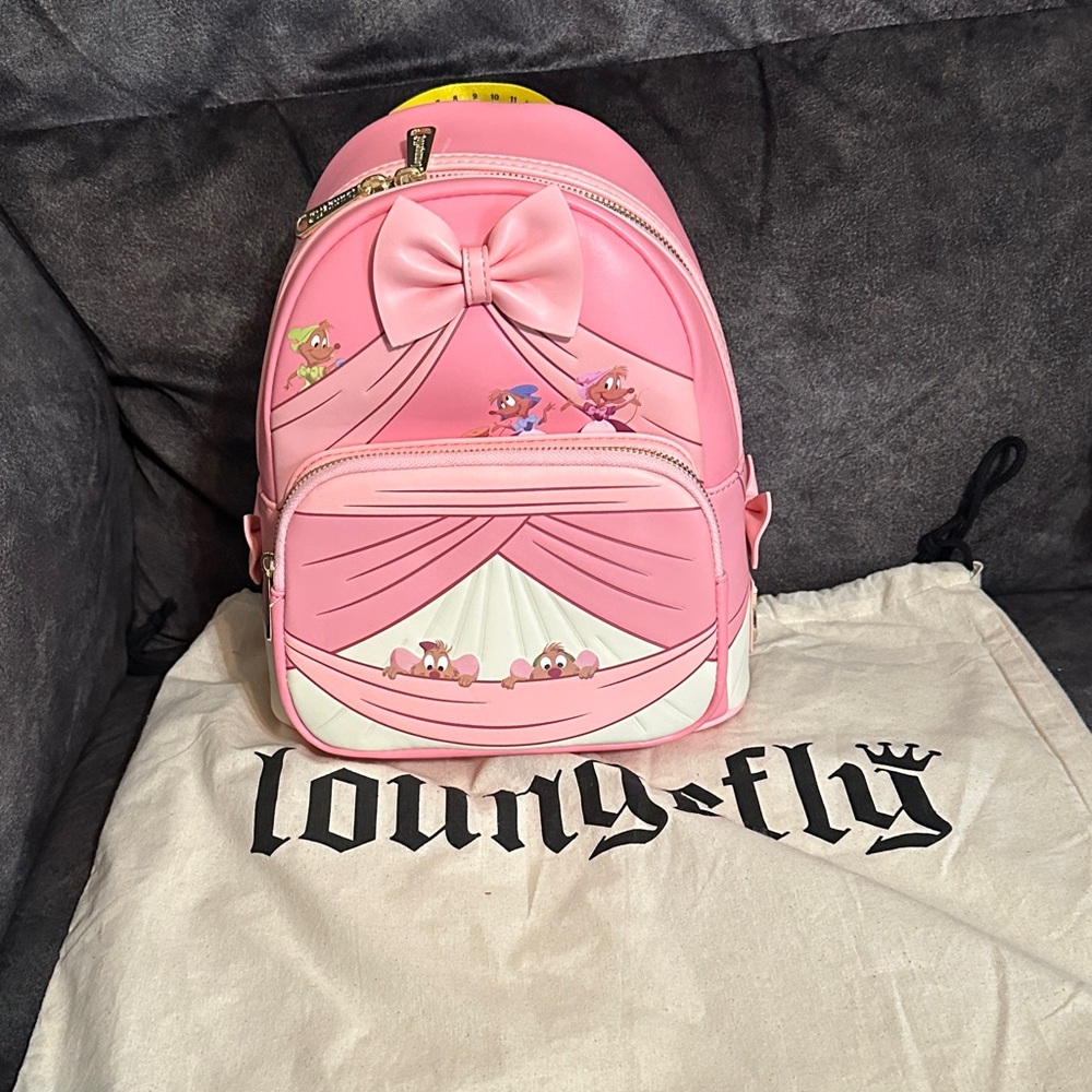 NWT Loungefly Pink Backpack Dress Making peek a boo Cinderella and Mice Gus Gus